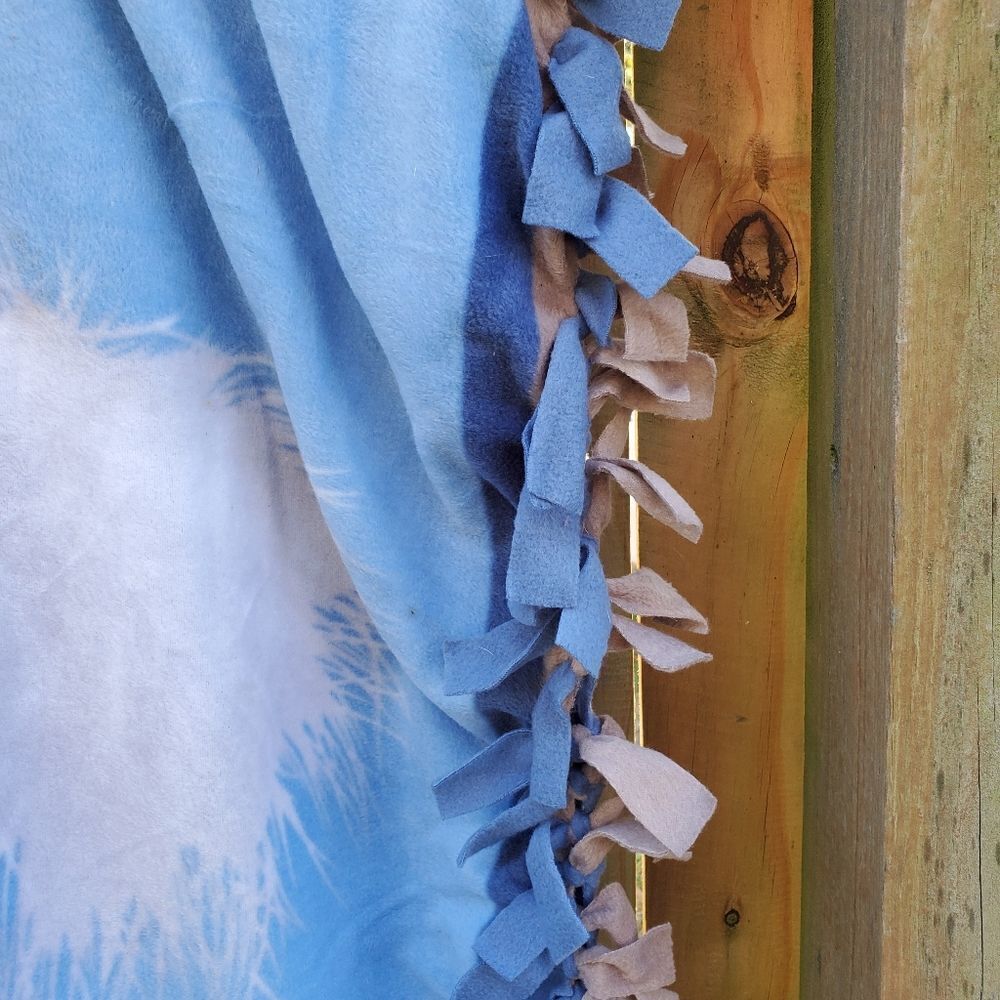Blanket - Picture 5 of 8